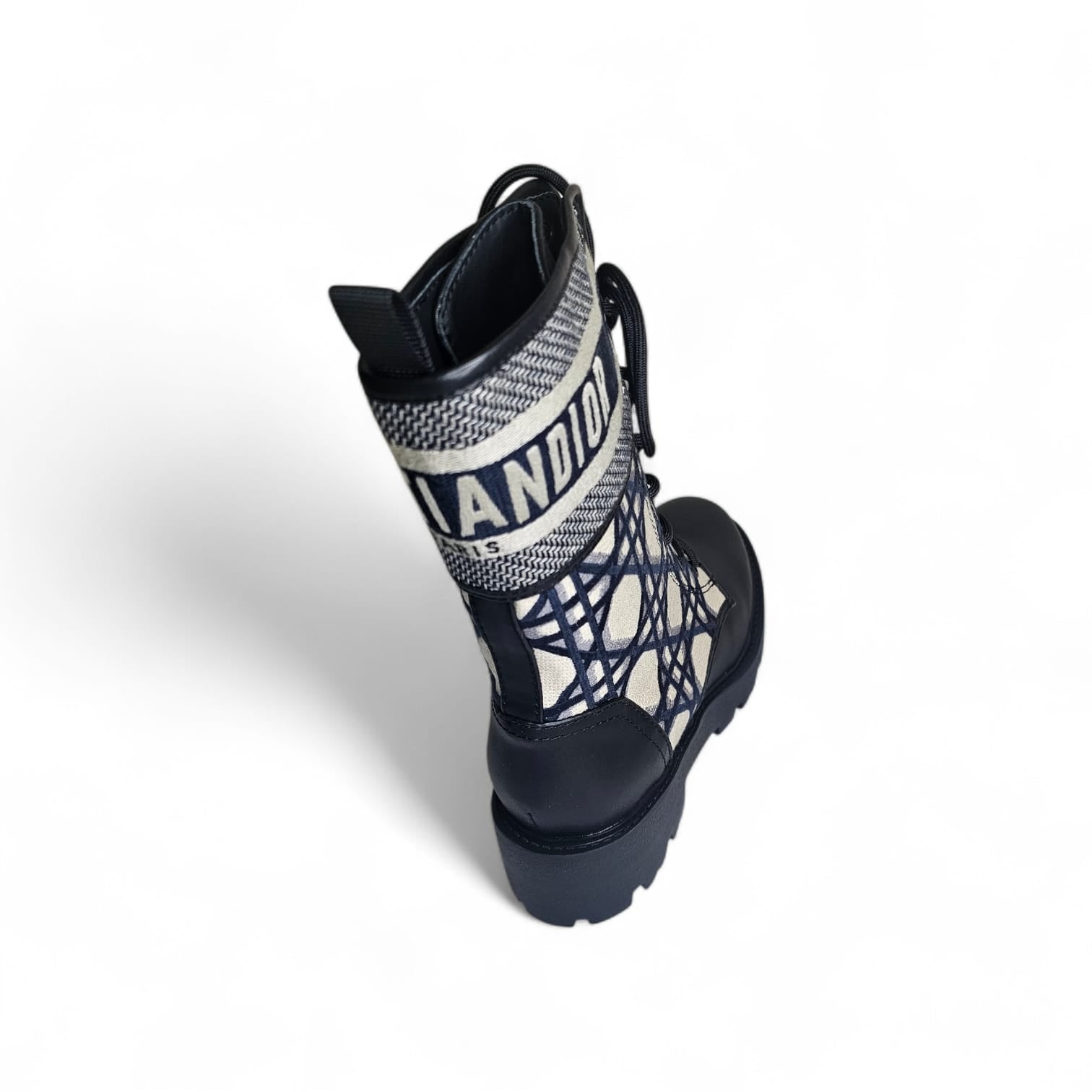 Women’s Designer Lace-Up Winter Boots – Luxury Patterned Canvas & Leather Combat Style