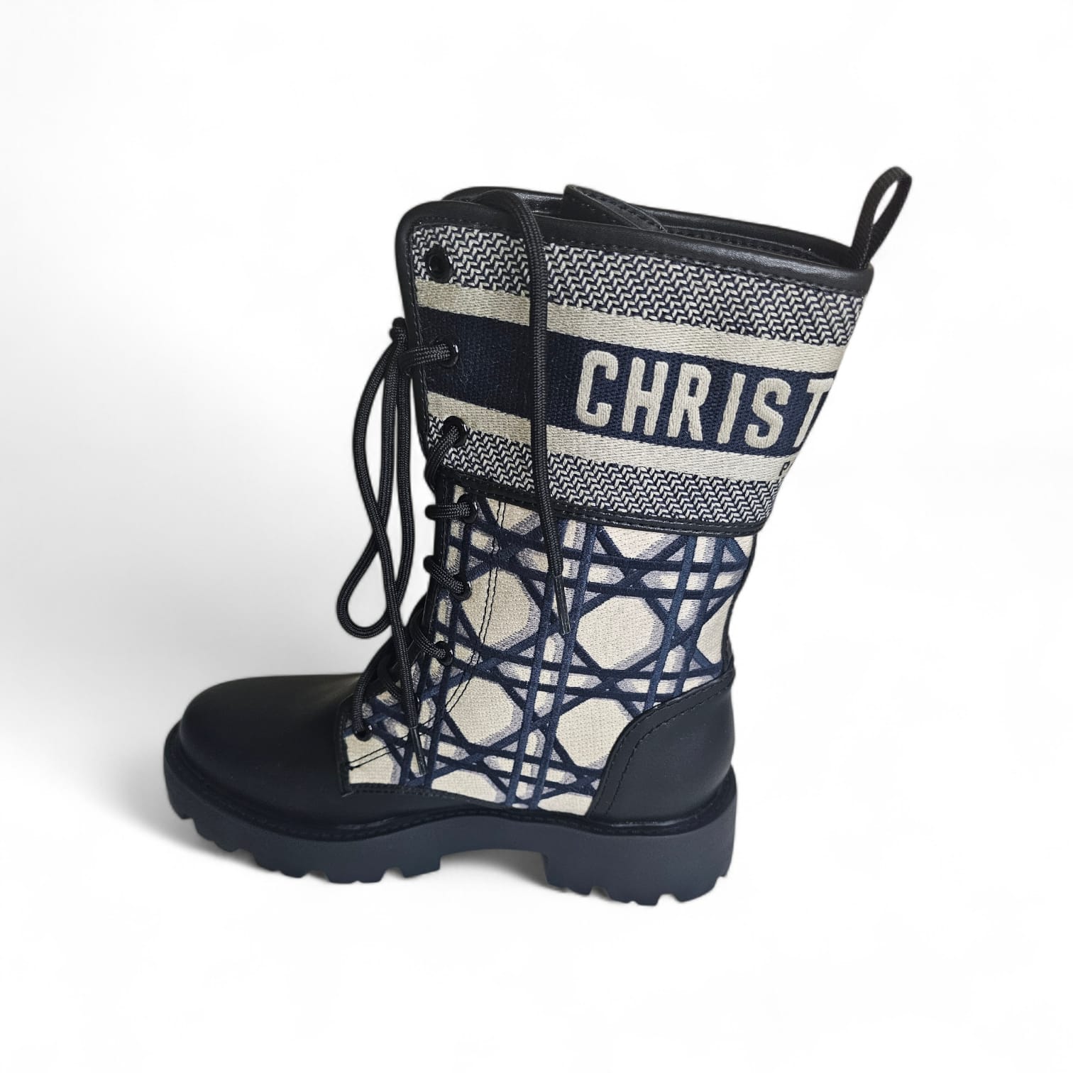 Women’s Designer Lace-Up Winter Boots – Luxury Patterned Canvas & Leather Combat Style